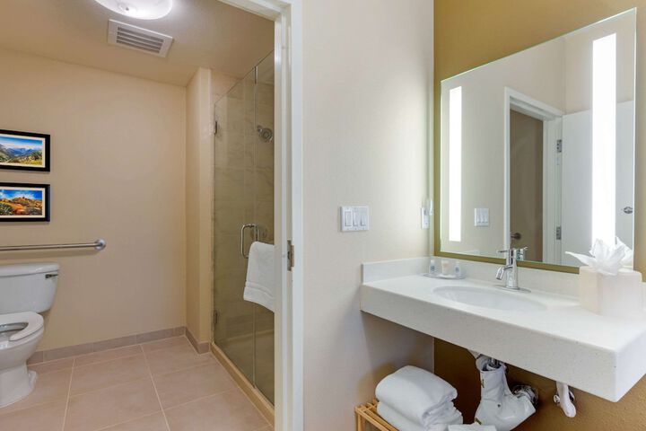 Room 12 of 49