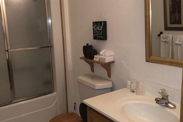 Room 13 of 67