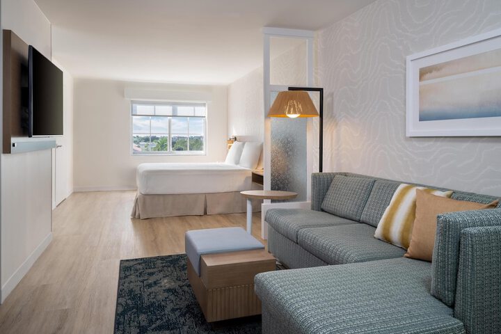 Hyatt Place Fort Myers Estero