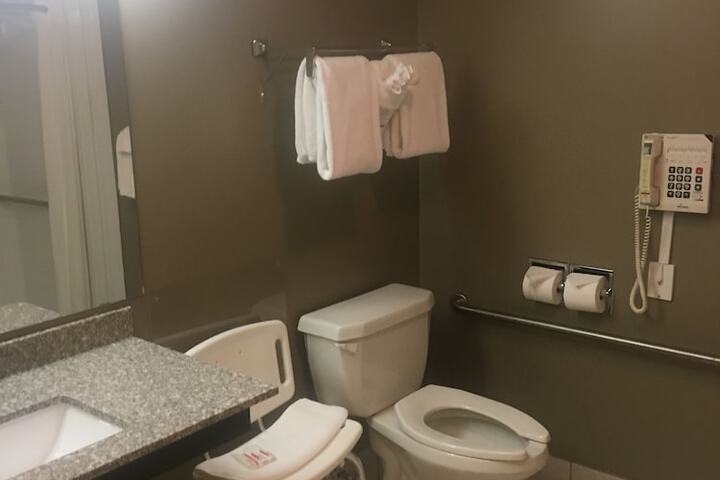 Room 30 of 36