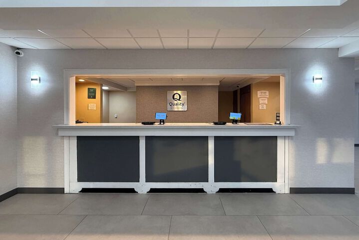 Quality Inn & Suites Baton Rouge West – Port Allen