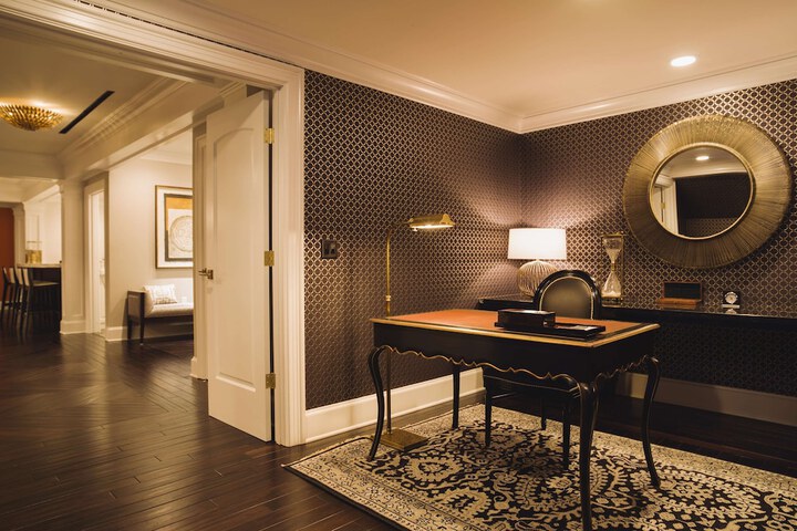 Room 42 of 135