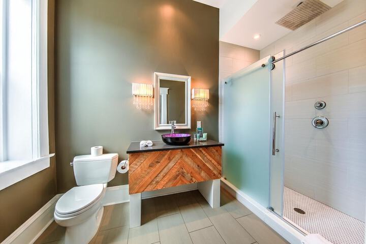 The Harkness Hotel