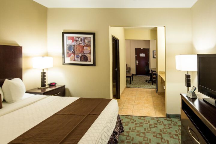 Room 9 of 27