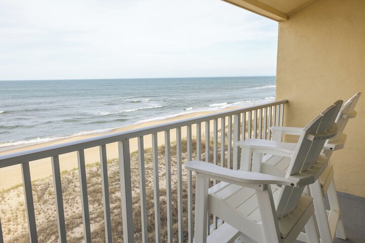 Surf Side Hotel