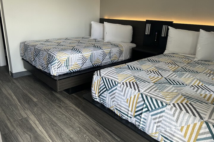 Room 21 of 26