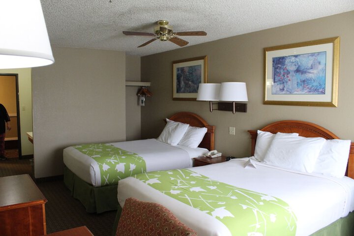 Room 17 of 26