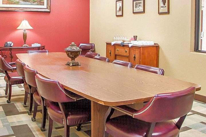 Clarion Inn