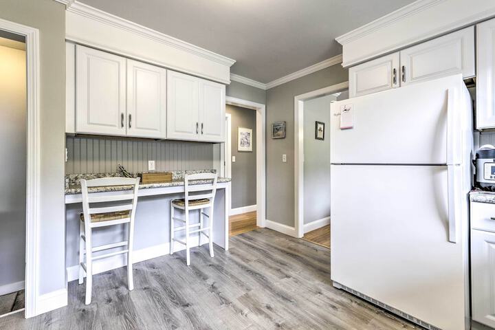 Charming Old Saybrook Cottage 1 Mi to Beach