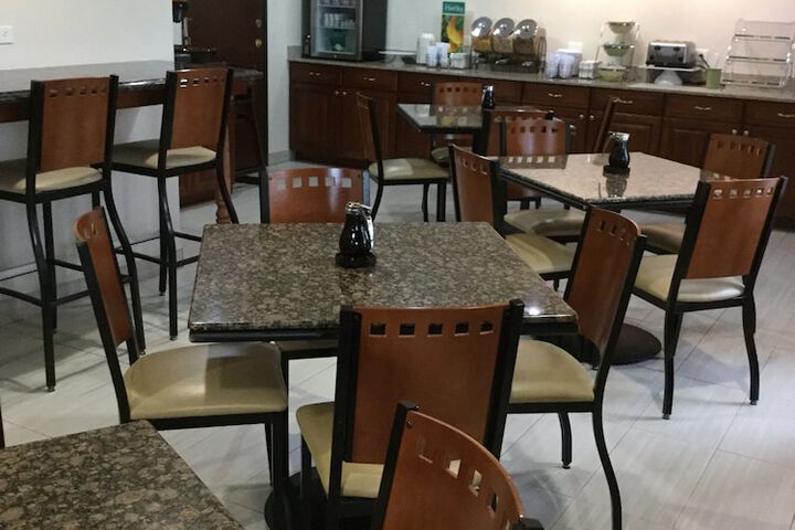 Quality Inn Arcola