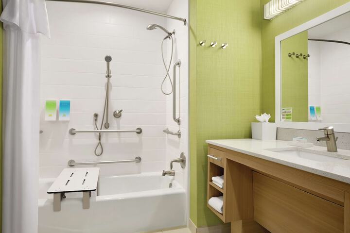 Home2 Suites by Hilton Shenandoah The Woodlands