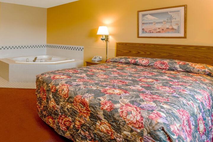 Room 30 of 44