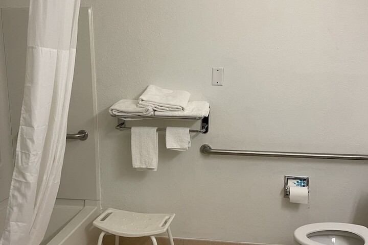 Room 20 of 40