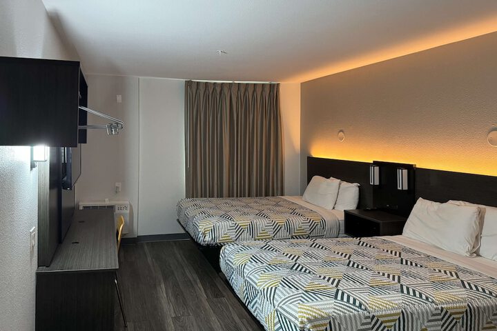 Room 20 of 25
