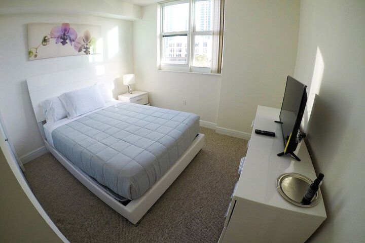 Room 14 of 30
