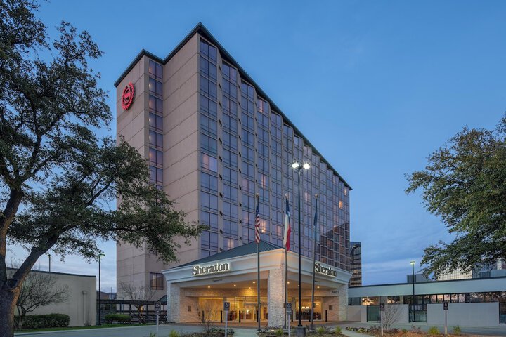 Hotel 2 of 57