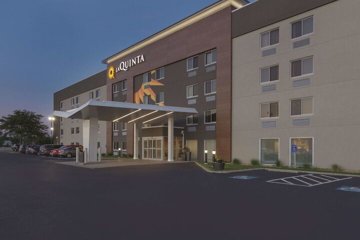 Hotel 4 of 42