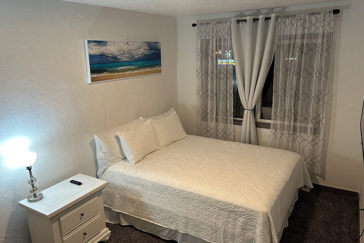 Room 8 of 31