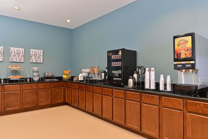 Breakfast/Coffee Service 48 of 59