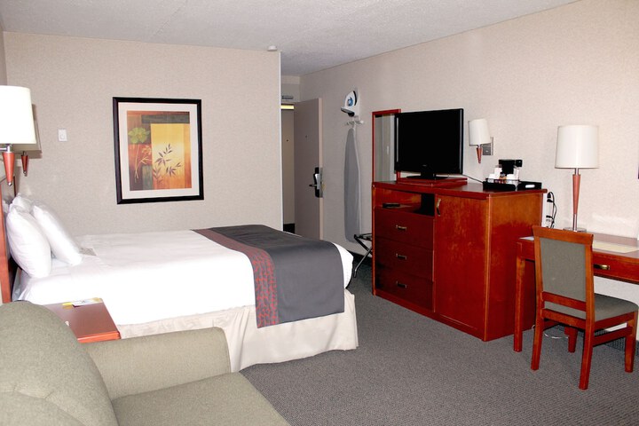 Room 20 of 28