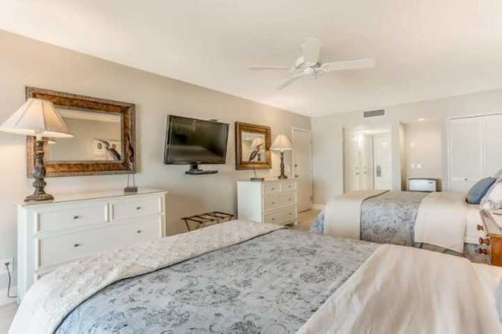 Room 28 of 51