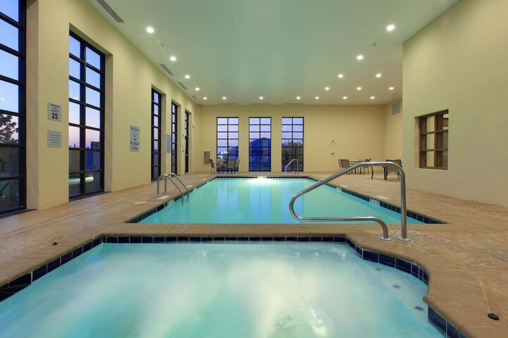La Quinta Inn & Suites by Wyndham Memphis Wolfchase