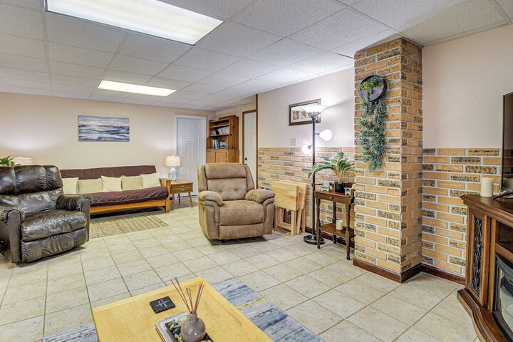 Montour Falls Apartment 3 Mi to Seneca Lake!