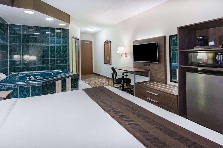 Room 22 of 31