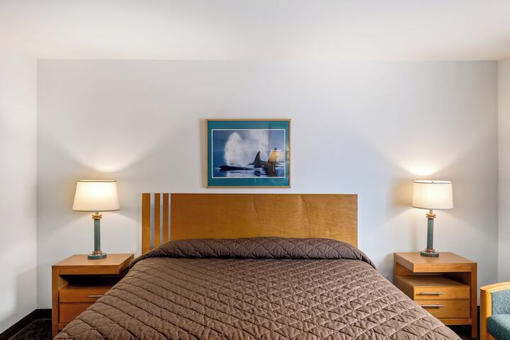 Breeze Inn