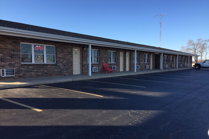 Country Inn Motel