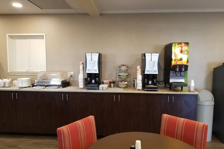 Breakfast/Coffee Service 54 of 56