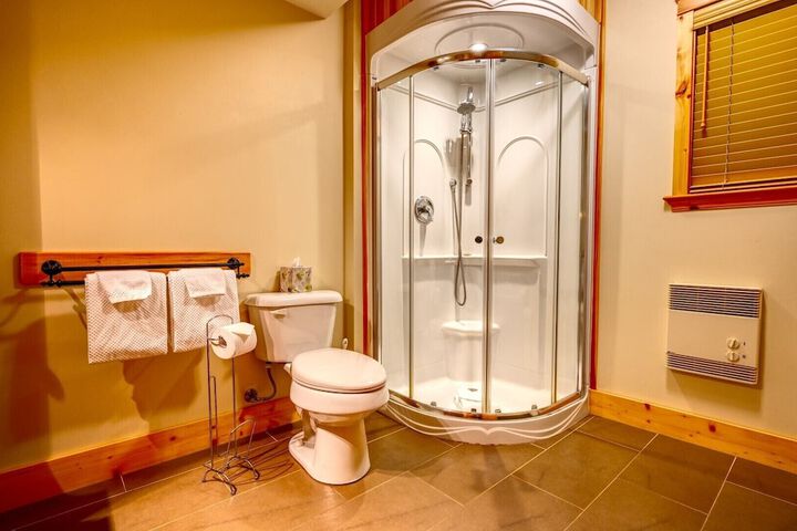 Room 8 of 21