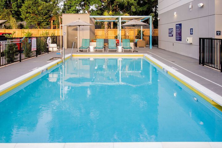 Pool 3 of 39