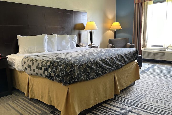 Room 18 of 30