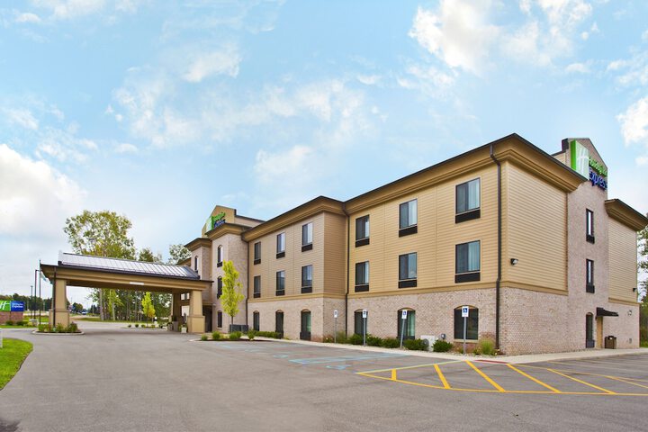 Hotel 2 of 34