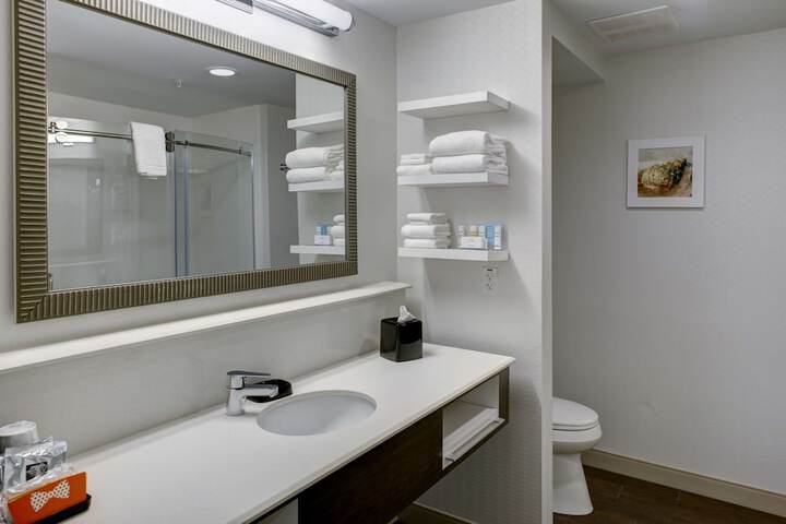 Room 45 of 78