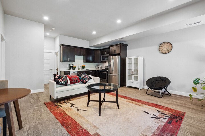 Cozy 1br Retreat in Sammamish 1 Bedroom Apts