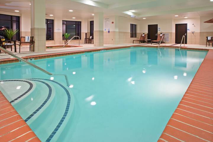 Pool 3 of 25