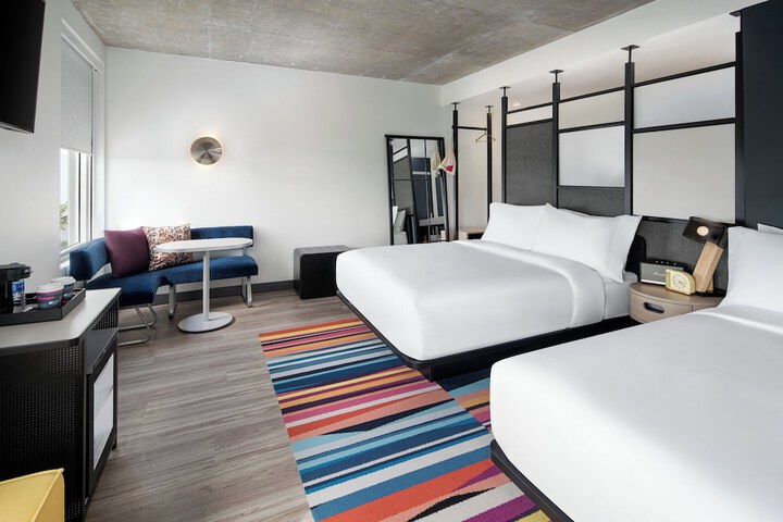 Room 40 of 80