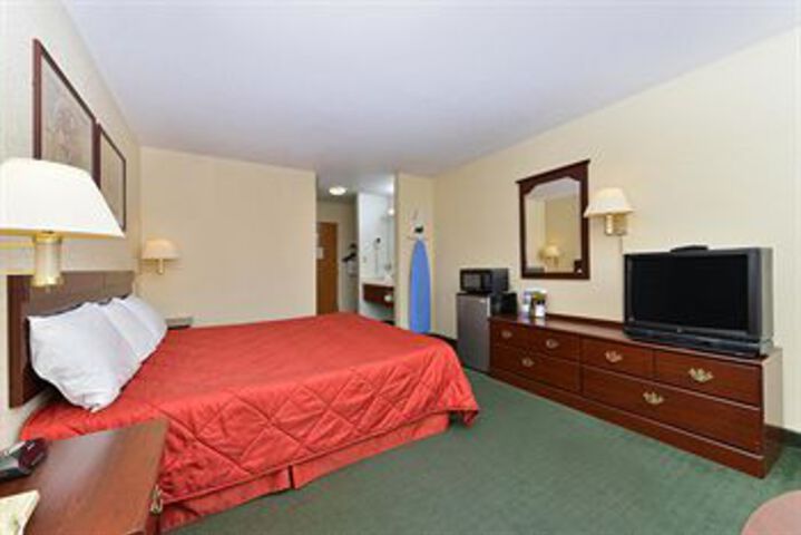 Americas Best Value Inn Warren