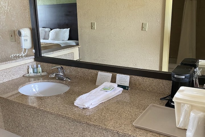 Room 20 of 36