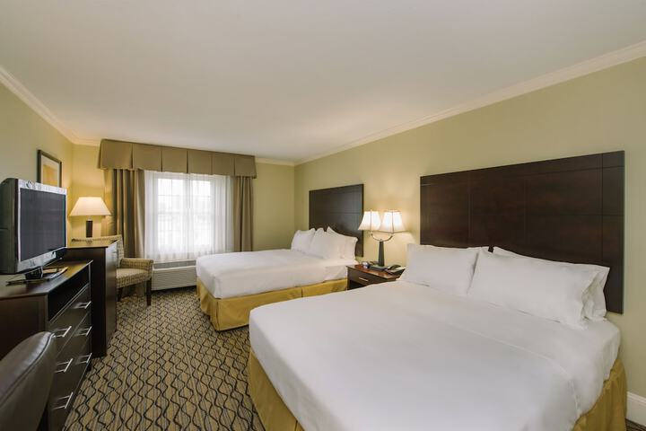 Room 32 of 57