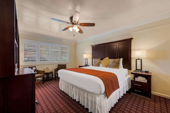 Room 30 of 36