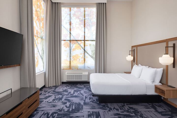 Room 21 of 35