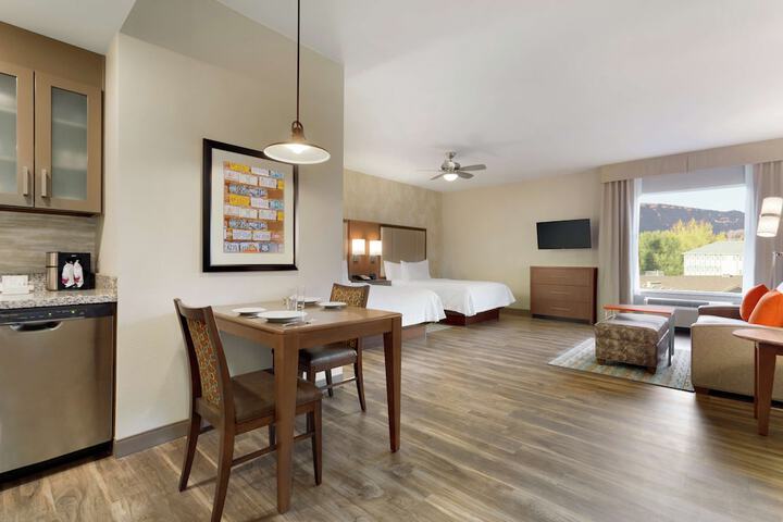 Room 34 of 44