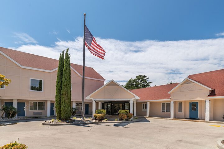Hotel 4 of 112