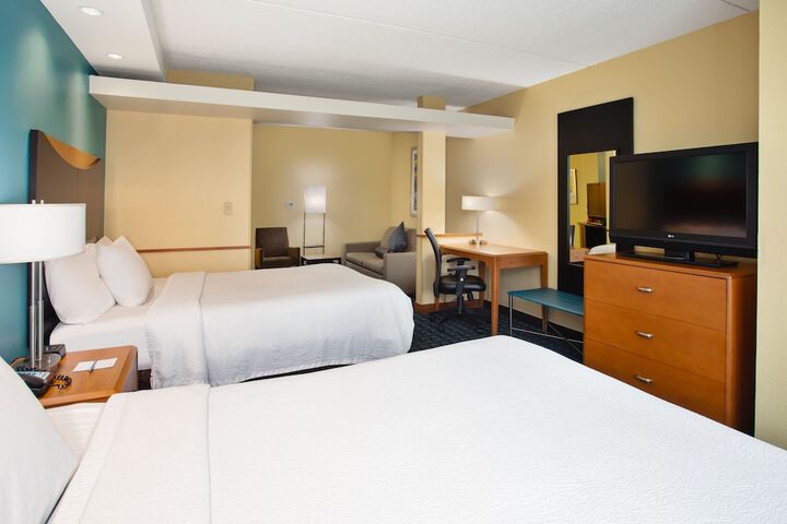 Room 14 of 38