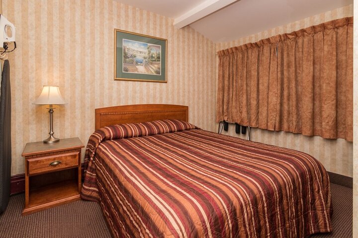 Room 22 of 31