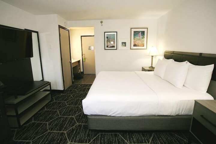 Room 41 of 78