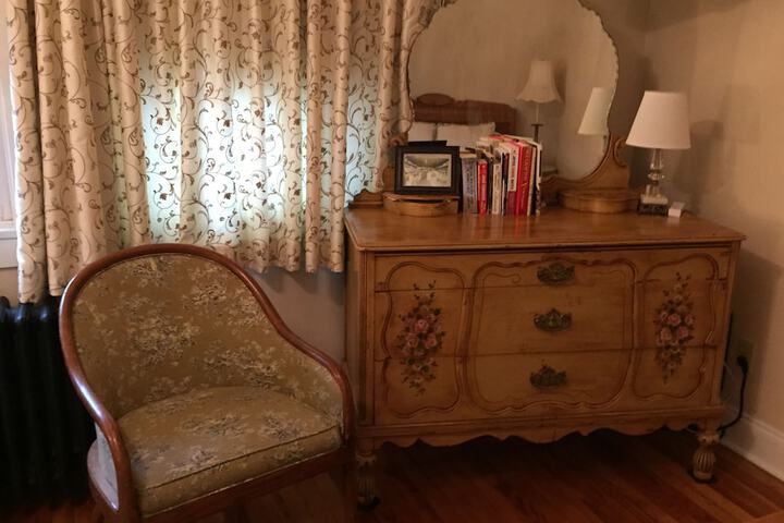 Room 9 of 73